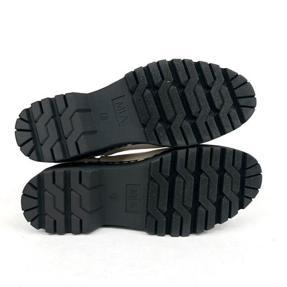 MIA Womens Cayden Chelsea Boot US 6 White Vegan Leather Platform Lug Sole NWOB - Picture 10 of 13